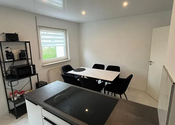 4 Zimmer Wohnung - 120Qm